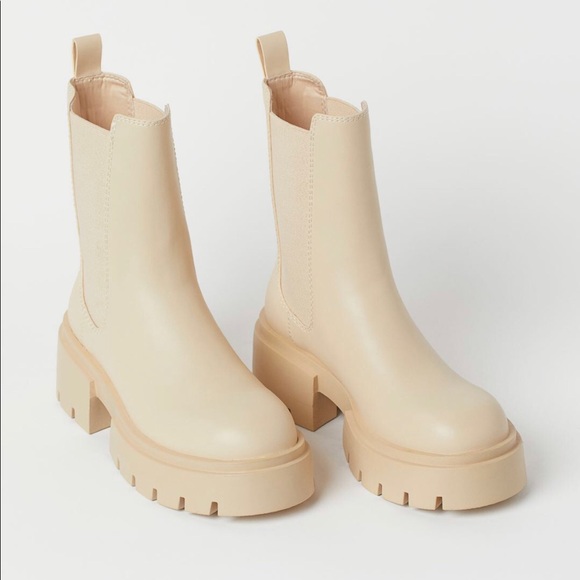 H&M Shoes - CHELSEA BOOTS 11W